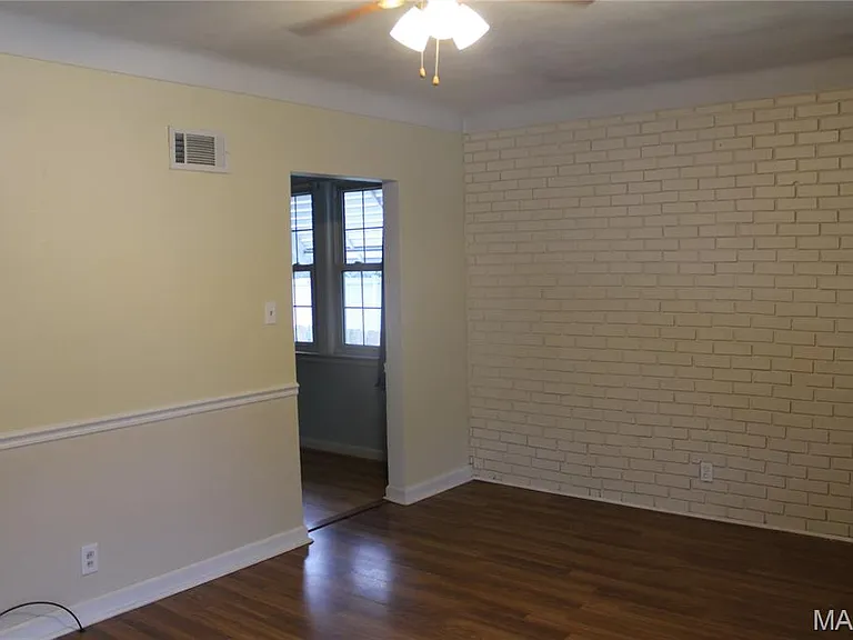 3818 Wabash Ave — Photo 2