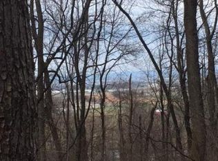 384 1/2 S Rexmont Rd, Lebanon, PA 17042