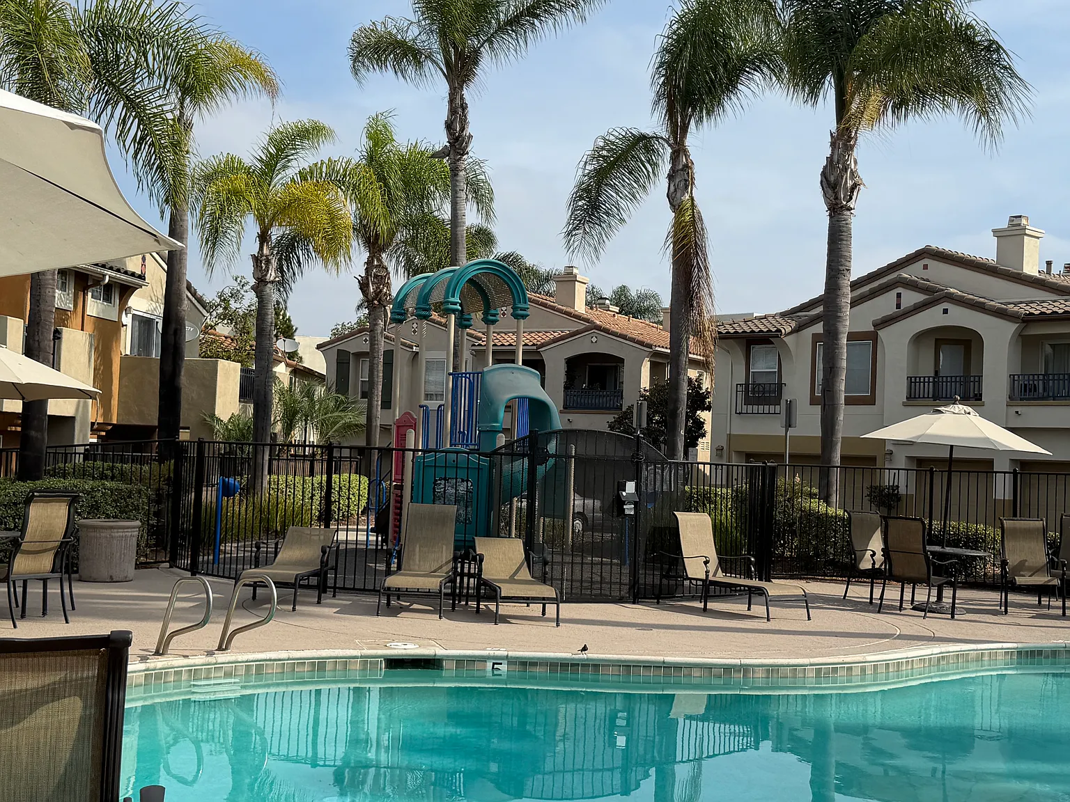 2 bed, 2.5 bath, 1194 sqft, $2,900 — Photo 3