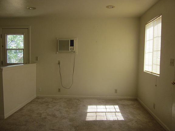 2nd image of 1864 Cascade Blvd APT 4
