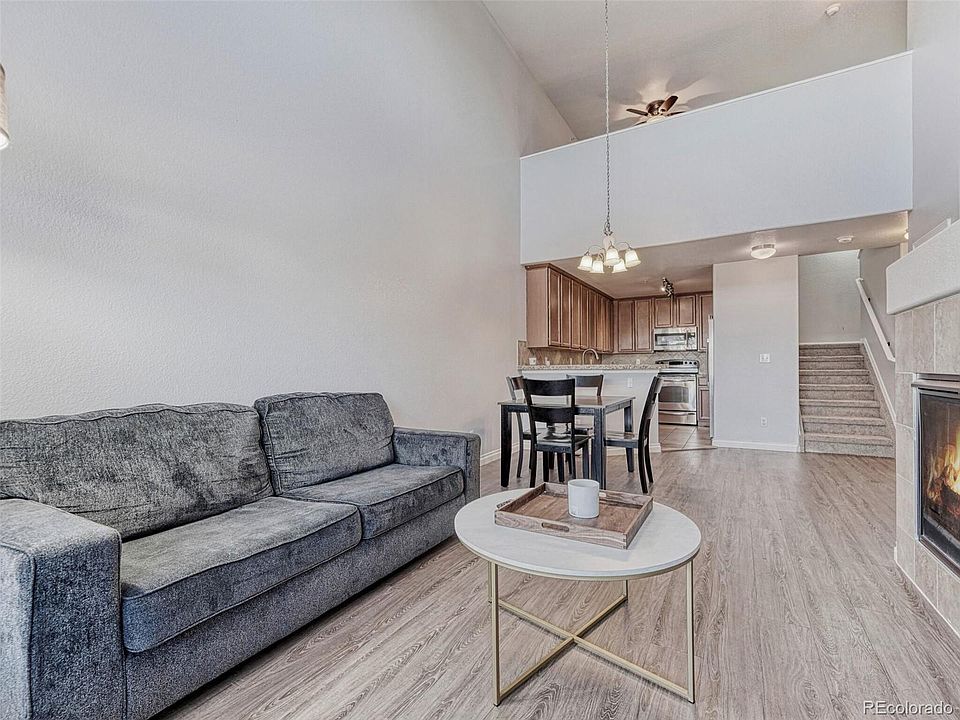 Cutters Ridge At Sapphire Pointe Condominiums 2695 Cutters Cir Castle