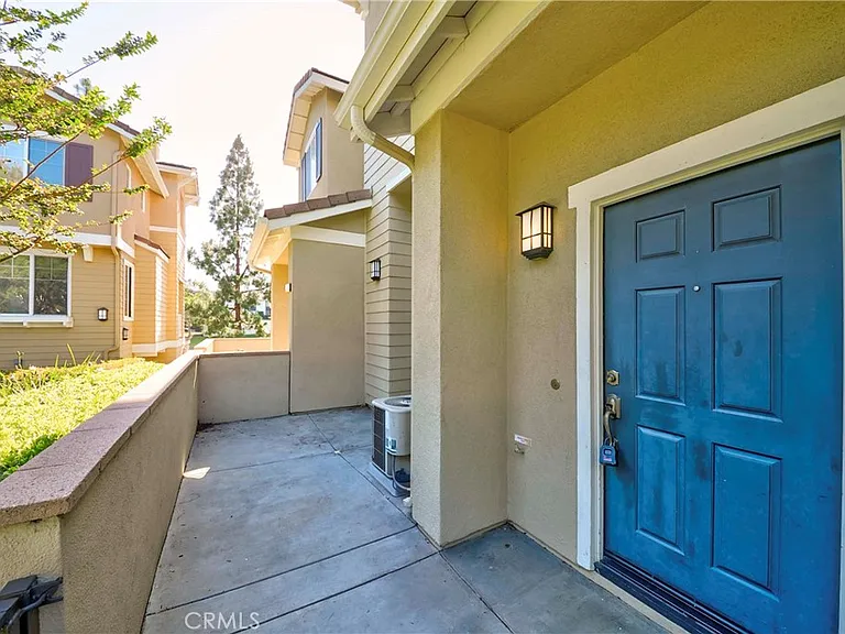 2282 Schlaepfer Dr — Photo 5