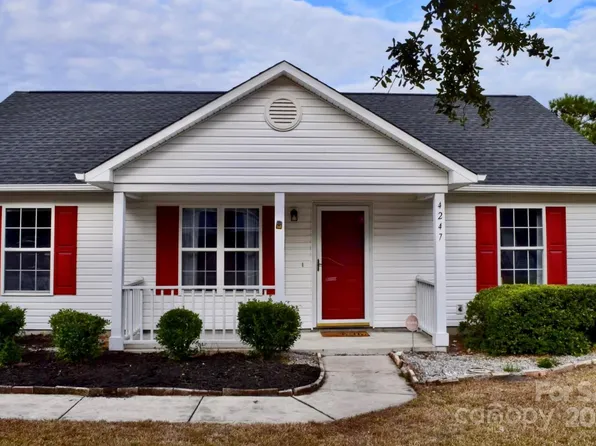 4247 Sunglow Dr, Wilmington, NC 28405