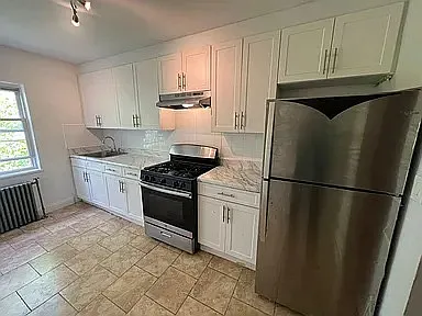 70 Crawford St #J — Photo 2