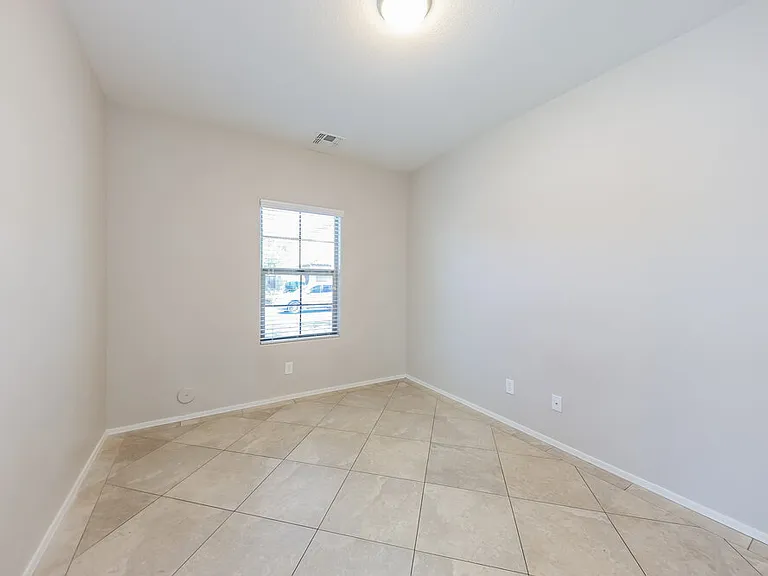 5432 W Hobby Horse Dr — Photo 9