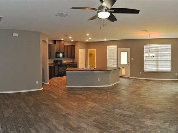3rd image of 6064 Mantalcino Dr
