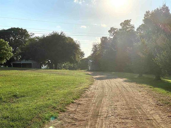 2nd image of 2411 County Road 4156 N