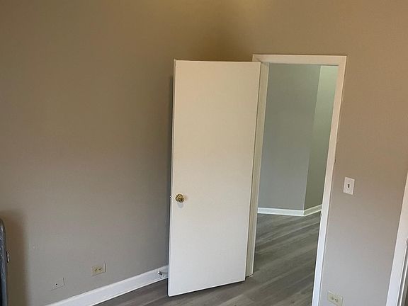 3rd image of 6213 S Greenwood Ave #3N