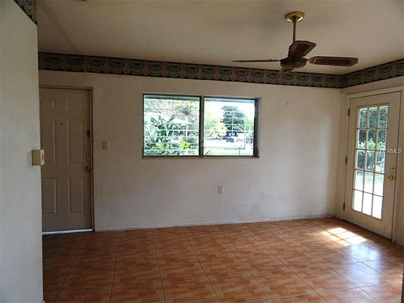 3rd image of 14425 Hertha Ave