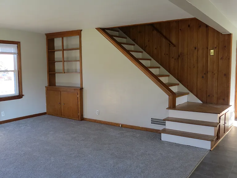 293 Tenney Ave — Photo 37