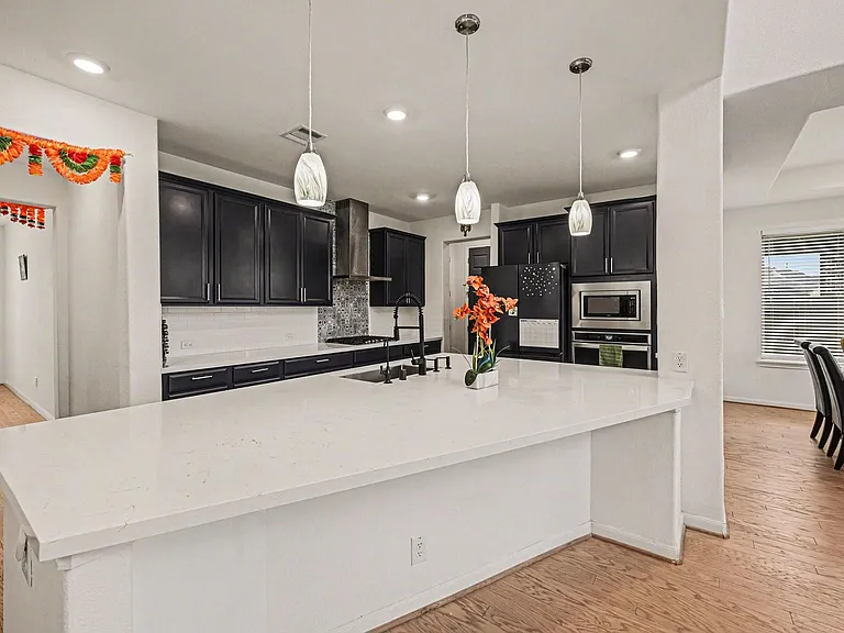 2107 Brooke Avery Dr — Photo 8
