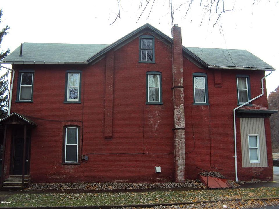 2nd image of 1340 Erie Ave