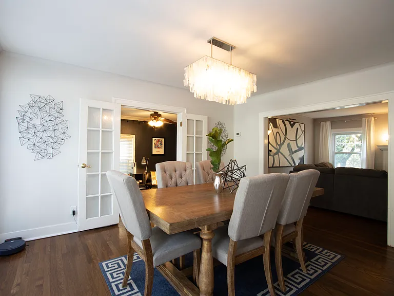 5917 Oak St — Photo 11