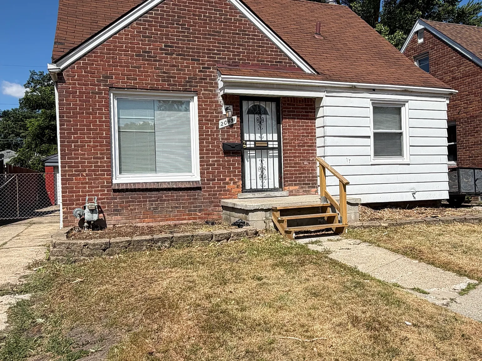 2 bed, 785 sqft, $1,100 — Photo 2