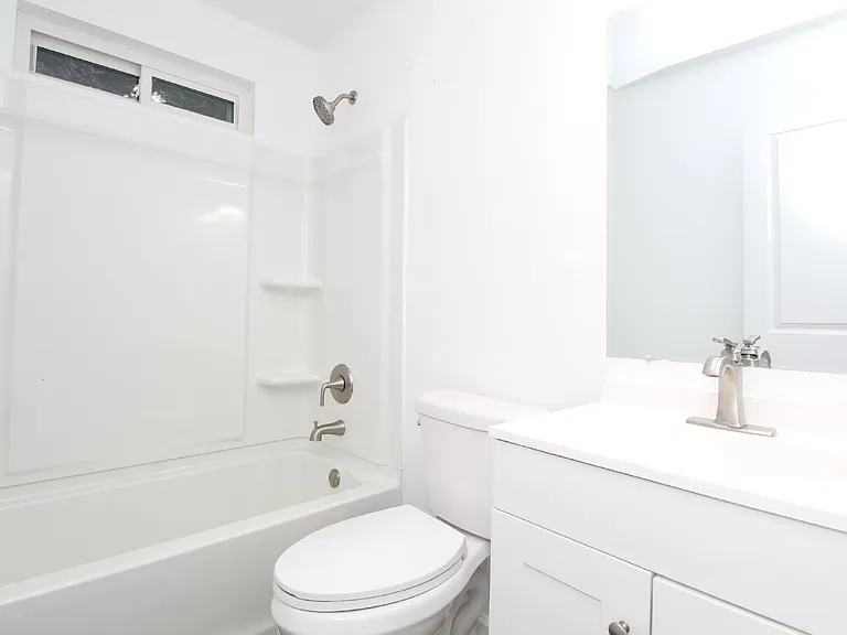150 E Ensley St — Photo 12