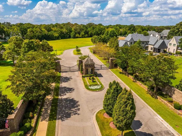Dubray Manor Dr Lot 44, Collierville, TN 38017