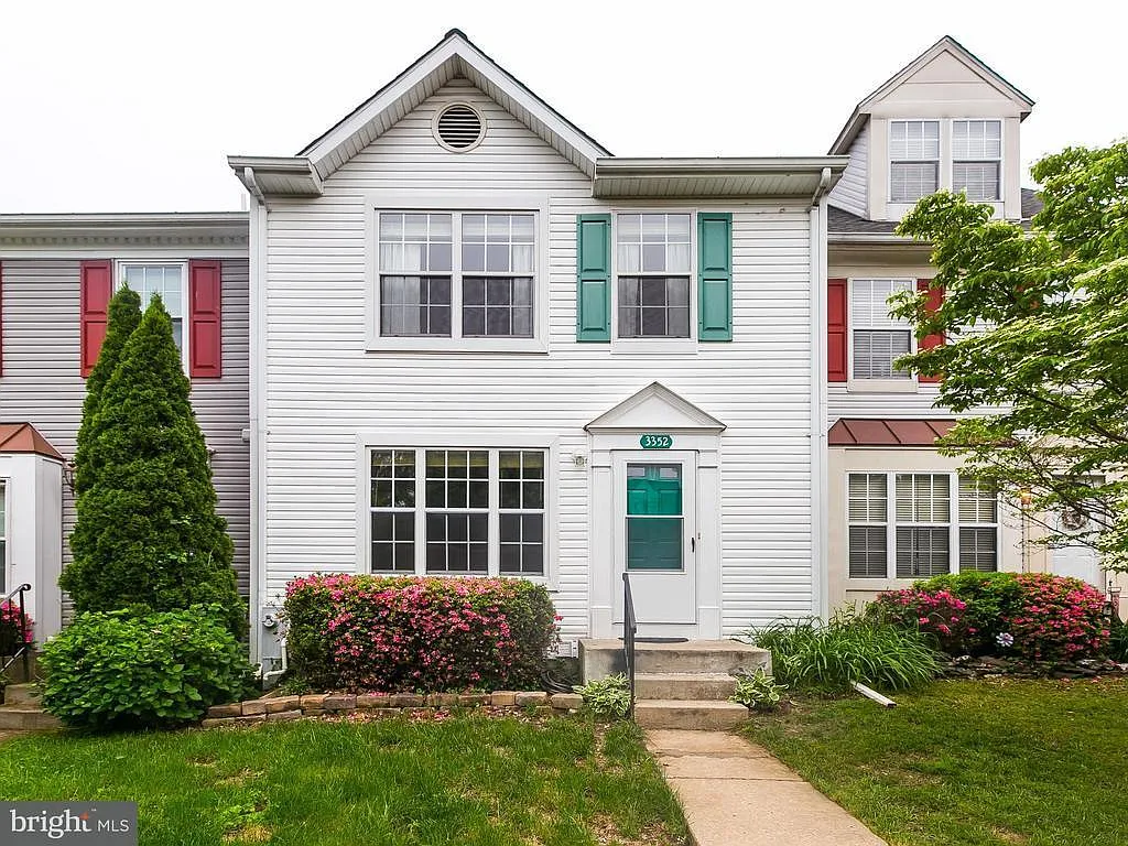 3352 Garrison Cir photo 1