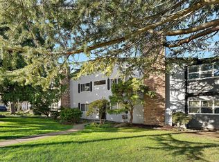 The Hearthstone, Saanich, BC V8Z 3V7