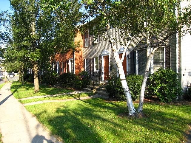 9 B Erin Street