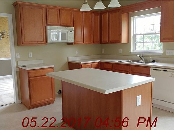 3rd image of 504 N Timbergate Dr