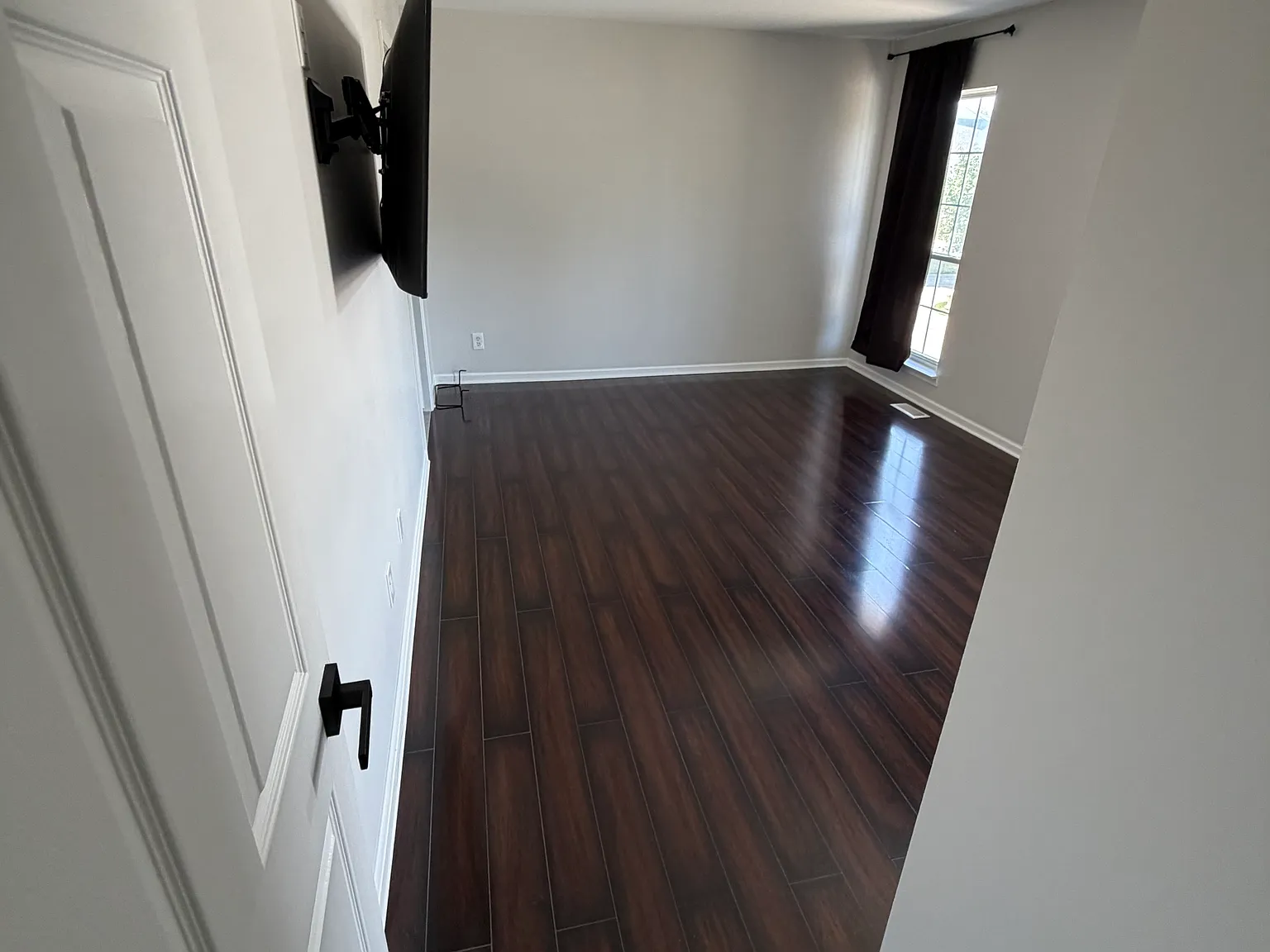 2 bed, 1016 sqft, $1,850 — Photo 4