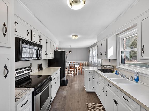 4th image of 4462 Festival Trail Rd