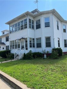 286-288 Smithfield Ave, Pawtucket, RI, 02860