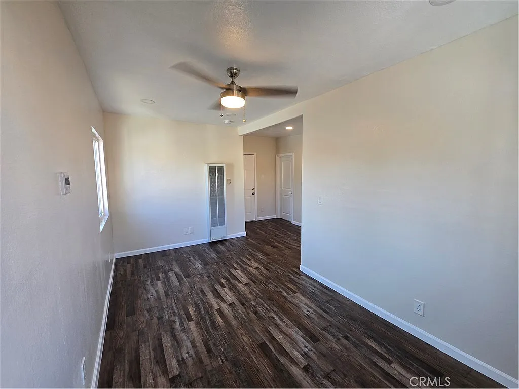 2 bed, 585 sqft, $1,950 — Photo 3