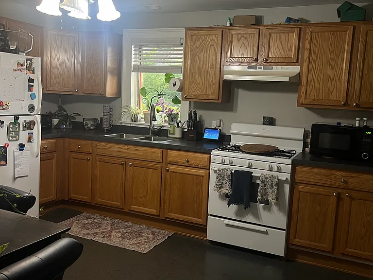 62 Grove St #2 — Photo 5