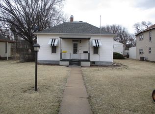 327 W 2nd St, Ellsworth, KS 67439