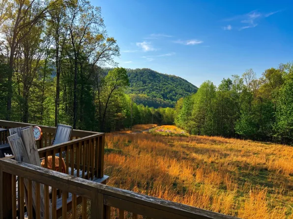 333 Still House Hollow Rd, Saltville, VA 24370