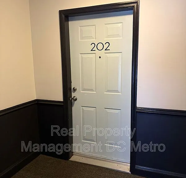 1441 Spring Rd NW #202 — Photo 20
