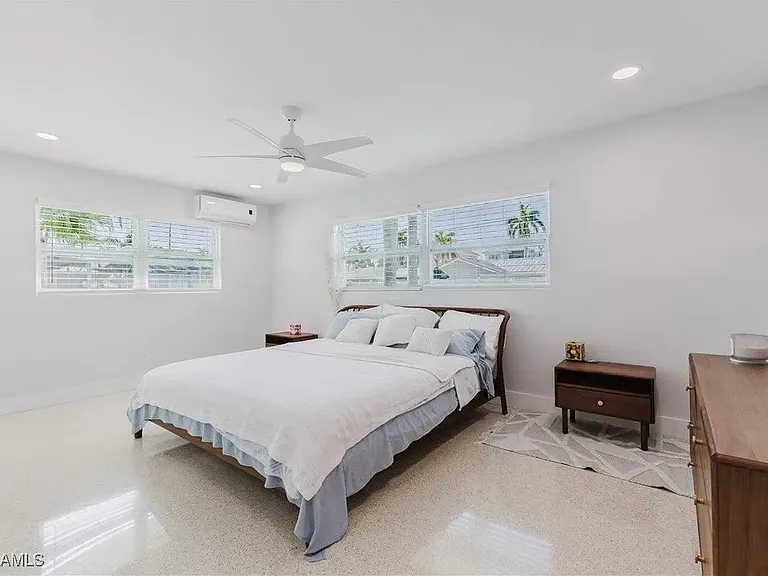 444 Bayshore Dr — Photo 6