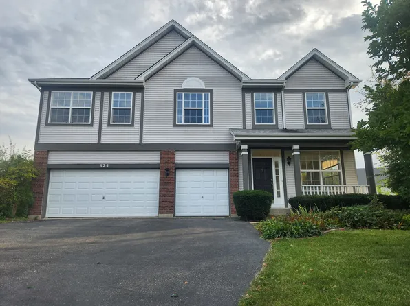 325 W Biros Ln, Round Lake, IL 60073