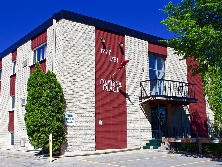 1777 Pembina Hwy — Photo 6