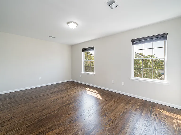 271.5 Grant Ave #2 — Photo 11