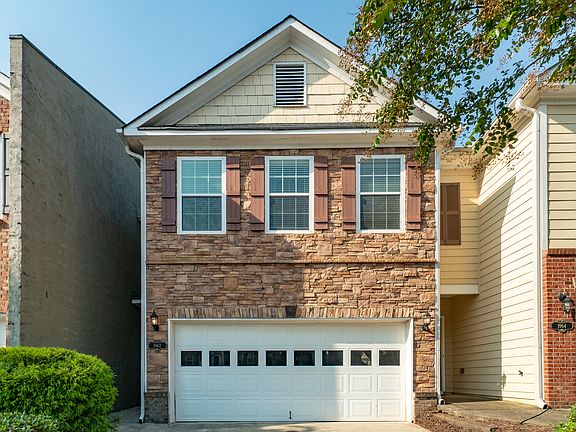 2nd image of 1962 Woodland Park Cir