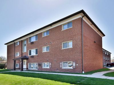 2521 N Thatcher Ave #3E, River Grove, IL, 60171