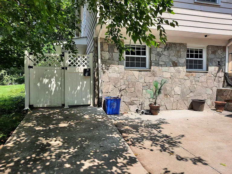 743 Beall Ave — Photo 12