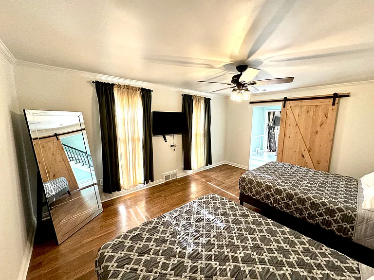 2686 Greenmill Dr — Photo 49