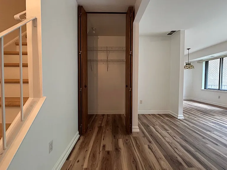 4928 W Brigantine Ct — Photo 6