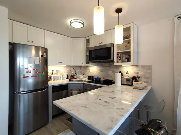 340 Main St APT 609, Melrose, MA 02176