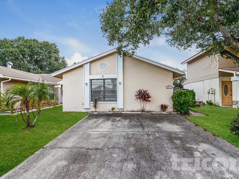 1st image of 10516 Parkcrest Dr