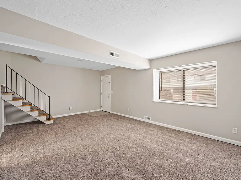 Village Square Townhomes — Photo 10