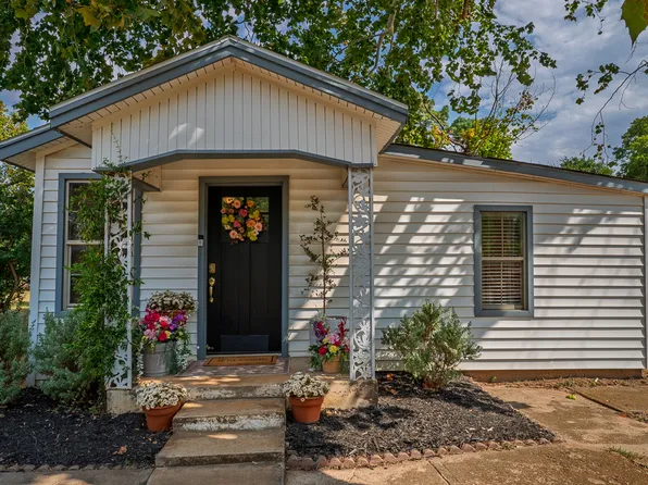 608 Coleman Ave, Colbert, OK 74733