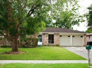 16738 David Glen Dr, Friendswood, TX 77546