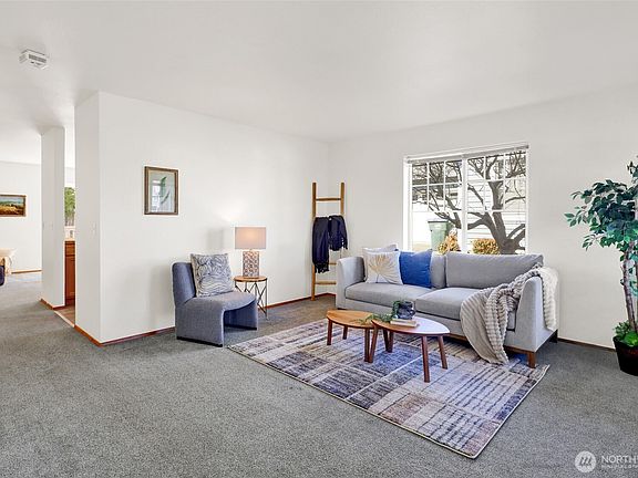 4th image of 2911 St Paul Street