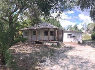 343 Fairfax Dr, Fort Myers, FL 33905
