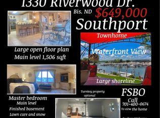 1330 Riverwood Dr, Bismarck, ND 58504