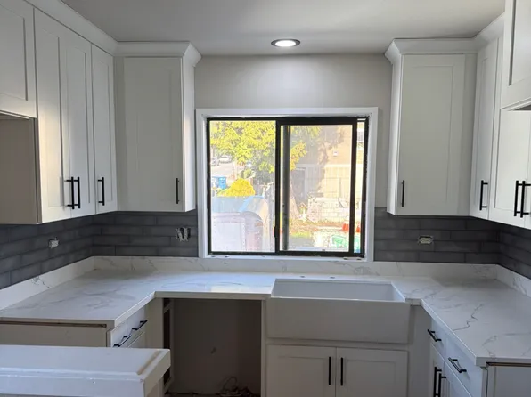 Husky Townhomes
